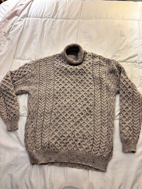 Aran Sweater Market Men's unisex Wool Turtleneck Sweater Merino Wool Mediu